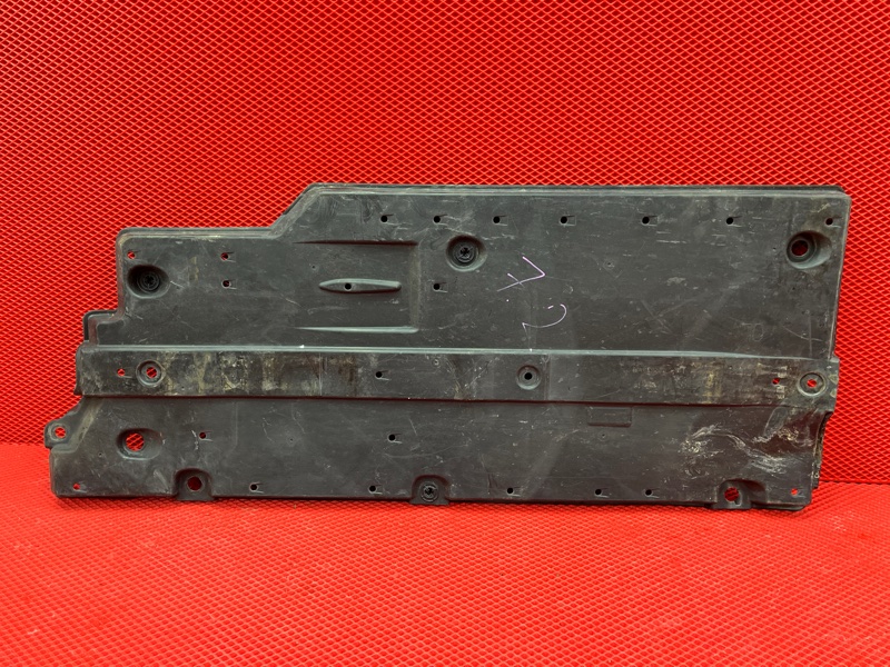 Защита днища кузова Toyota Yaris Cross MXPJ15 M15A-1NM-1MM 2020