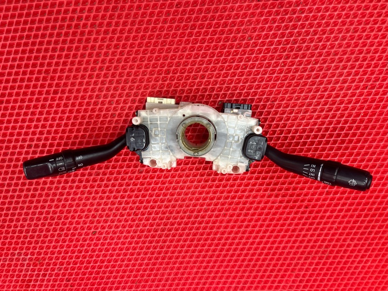 Блок подрулевых переключателей Toyota Chaser JZX100 1JZ-GE VVT-I (2491 CC ) 1999