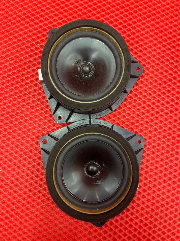 Комплект динамиков Toyota Chaser JZX100 1JZ-GE VVT-I (2491 CC ) 1999 задний