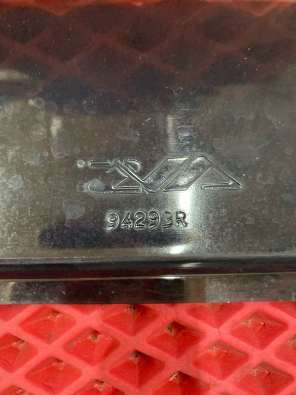Ветровик на дверь задний EXPLORER 2013 пробег 122340 км U502 Duratec 35 (3497 cc)