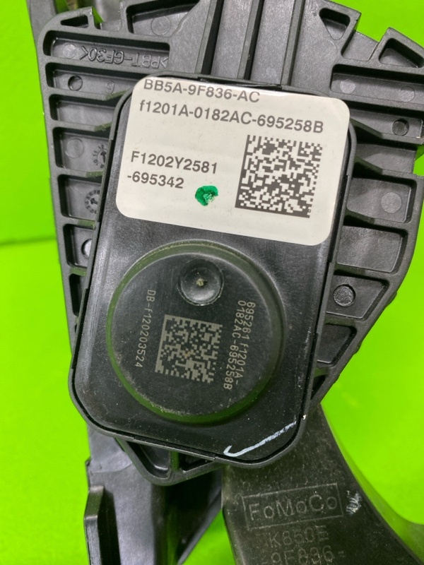 Педаль газа EXPLORER 2013 пробег 122340 км U502 Duratec 35 (3497 cc)