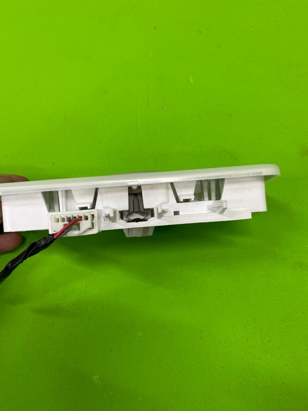 Плафон подсветки салона RENAULT CAPTUR 2RH5F H5F Плафон подсветки салона RENAULT CAPTUR 2RH5F H5F