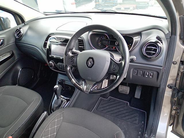 Уплотнительная резинка боковой двери передняя правая CAPTUR 2015 2RH5F H5F Уплотнительная резинка боковой двери передняя правая CAPTUR 2015 2RH5F H5F