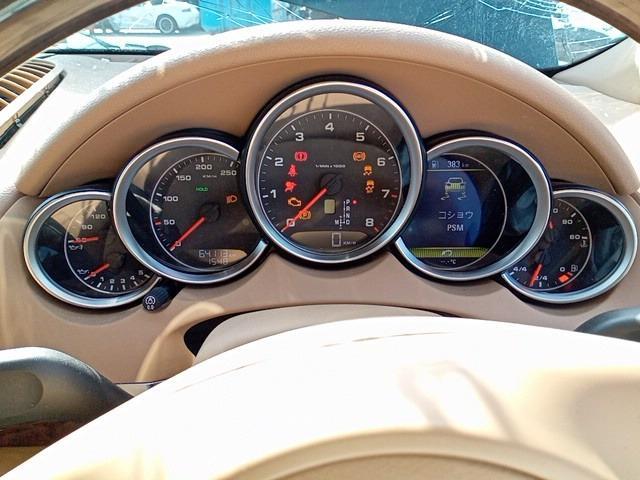 Амортизатор двери багажника CAYENNE 2011 958 M5502