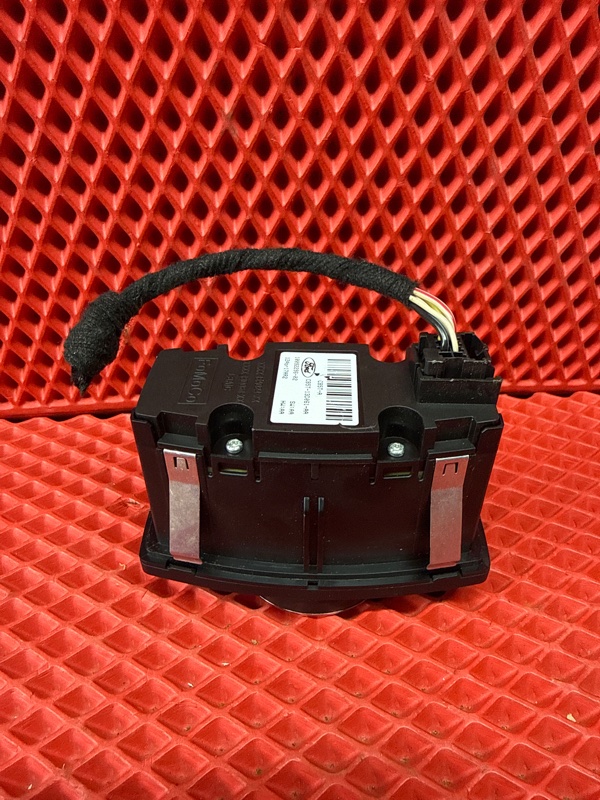 Блок управления светом EXPLORER 2012 U502 DOHC VCT