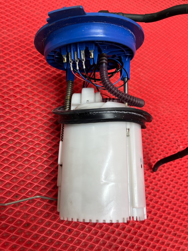 Топливный насос AUDI Q2 ABA-GACHZ CHZJ