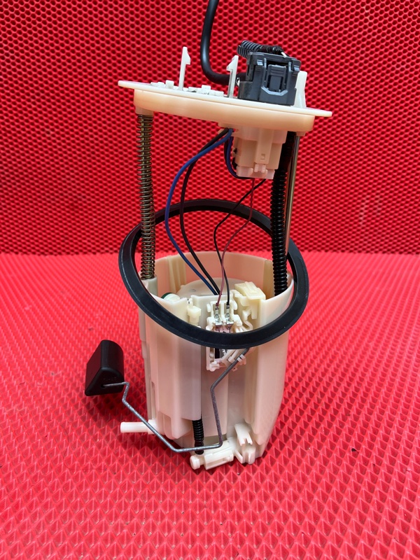 Топливный насос MITSUBISHI ECLIPSE CROSS 2018 GK1W 4B40 1760A553 контрактная