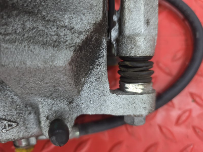Суппорт передний правый HONDA WR-V DG5 L15D (1490 сс)