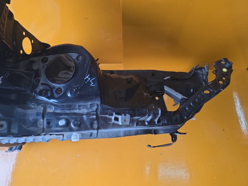 Лонжерон правый COROLLASPORT 2019 г. ПРОБЕГ 45651 км. NRE210 8NR 1200cc