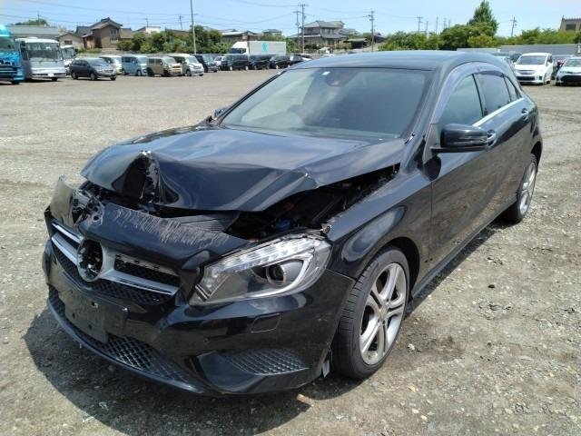 Автомобиль MERCEDES BENZ A-CLASS WDD176 M270 DE16 (1595 CC ) 2015 Пробег 80000км года в разбор