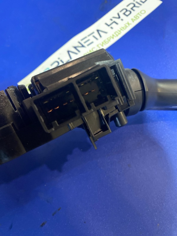 Блок подрулевых переключателей Lexus CT200h ZWA10 2ZRFXE