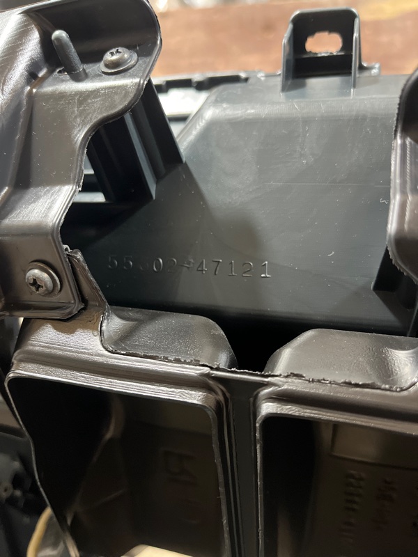 Торпедо Toyota Prius ZVW50 2ZRFXE