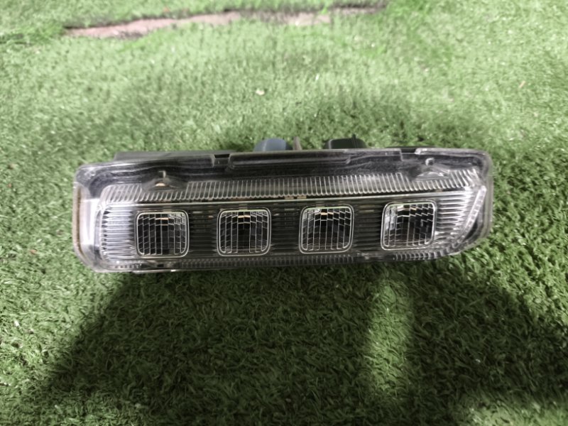 Повторитель поворота в бампер правый Daihatsu Thor 2017 M900S 1KRVET контрактная