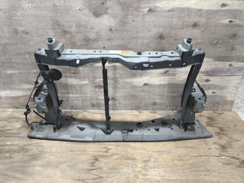 Рамка радиатора Daihatsu Thor 2017 M900S 1KRVET контрактная