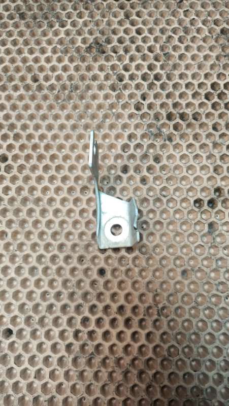 Кронштейн Golf 5K1 CAXA