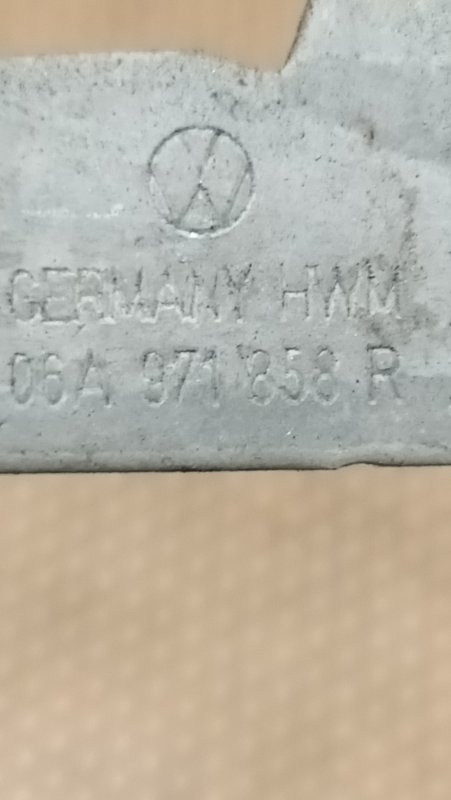 Кронштейн Passat B6 BSE Кронштейн Passat B6 BSE