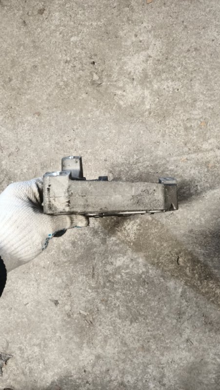 Кронштейн Passat B6 BSE Кронштейн Passat B6 BSE