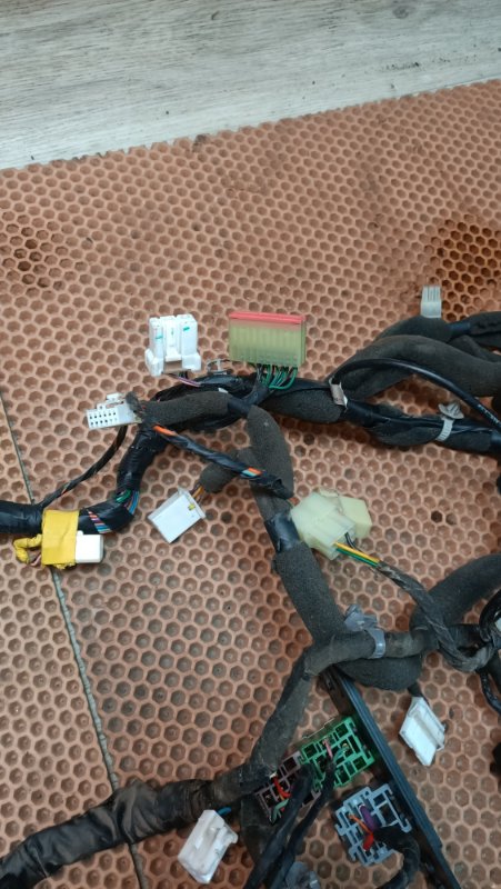 Проводка торпедо lacetti хэтчбек F16D3 Проводка торпедо lacetti хэтчбек F16D3