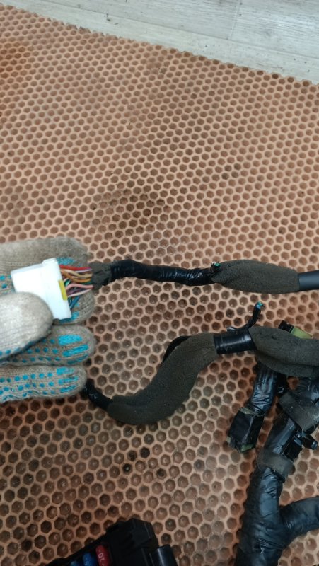 Проводка торпедо lacetti хэтчбек F16D3 Проводка торпедо lacetti хэтчбек F16D3