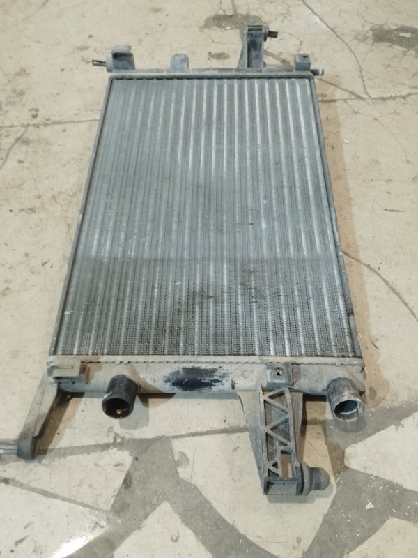Радиатор охлаждения двигателя Corsa C Z10XE