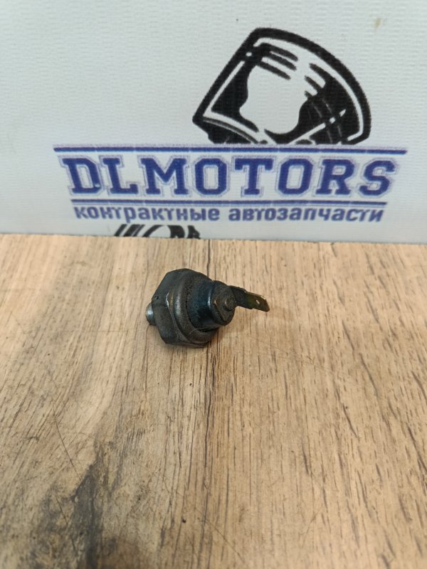Датчик давления масла ДВС Subaru Impreza EL154 EJ15 25240KA040 Б/У