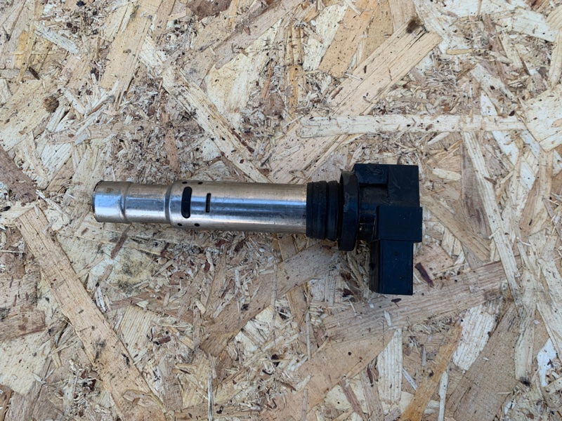 Катушка зажигания Volkswagen Polo 1.4 036905715F Б/У