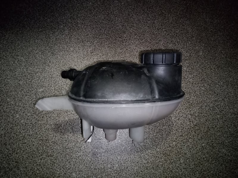 РАСШИРИТЕЛЬНЫЙ БАЧОК MERCEDES C-CLASS 2011-2014 W204 M274DE16AL A0005840807 Б/У