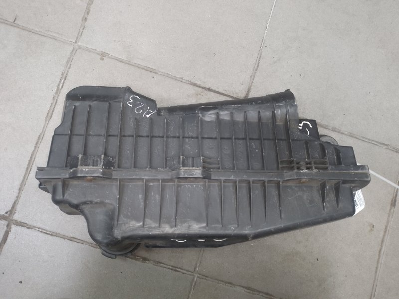 Корпус воздушного фильтра Citroen C4 B7 DV6C
