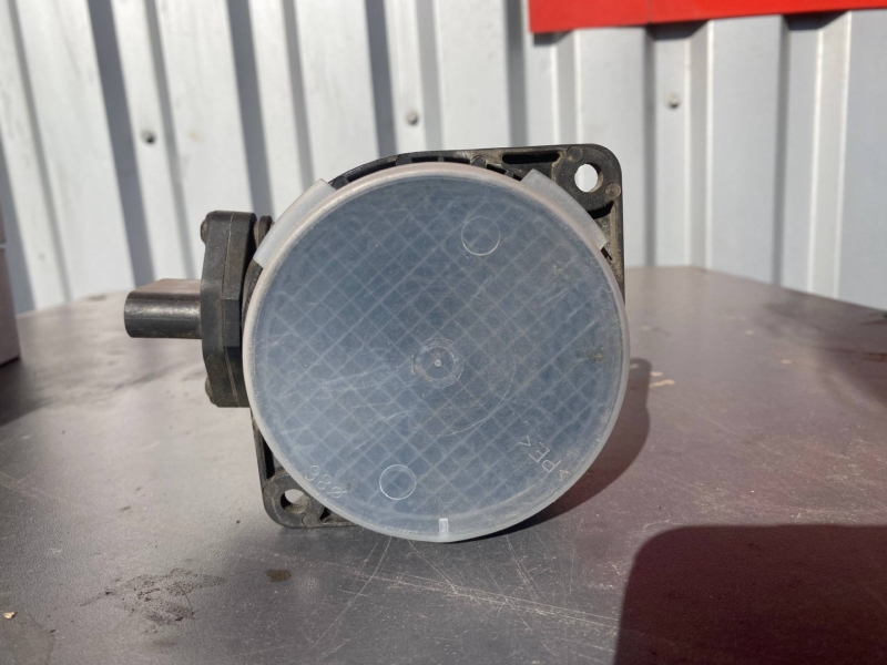 Датчик массового расхода воздуха Touareg 7L