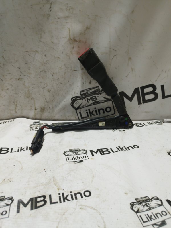 Замок ремня безопасности передний правый Ford Explorer 5 3.5L BB5Z-7861202-BA Б/У