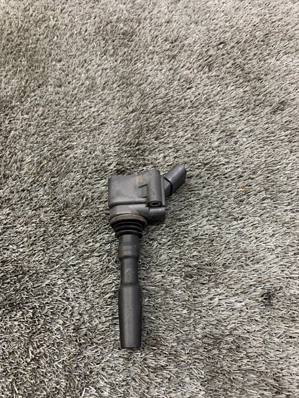 Катушка зажигания Audi A3 8V