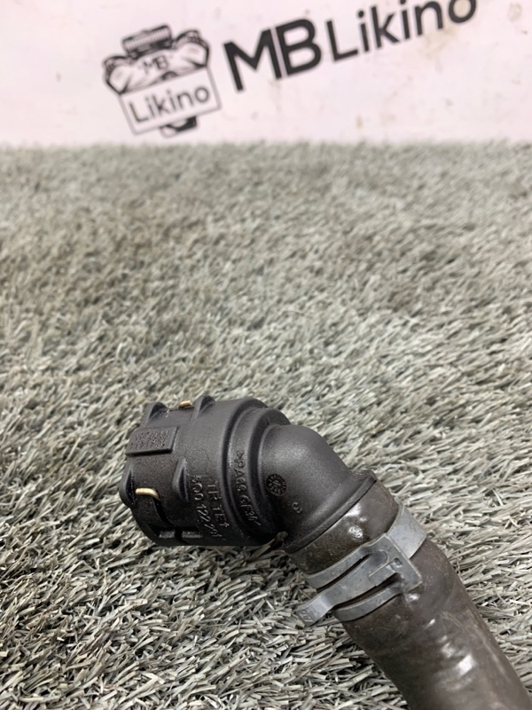 Патрубок системы охлаждения A3 8V