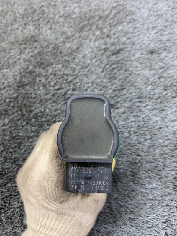 Катушка зажигания Q5 8R