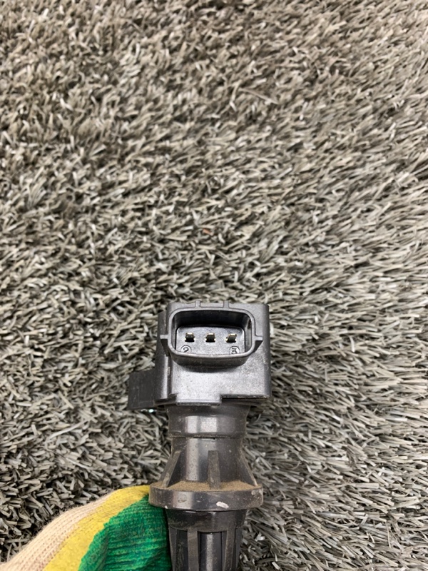 Катушка зажигания Escape 2008