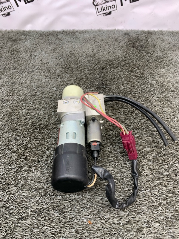 Насос крышки багажника Mercedes ML GL W164 X164 W251