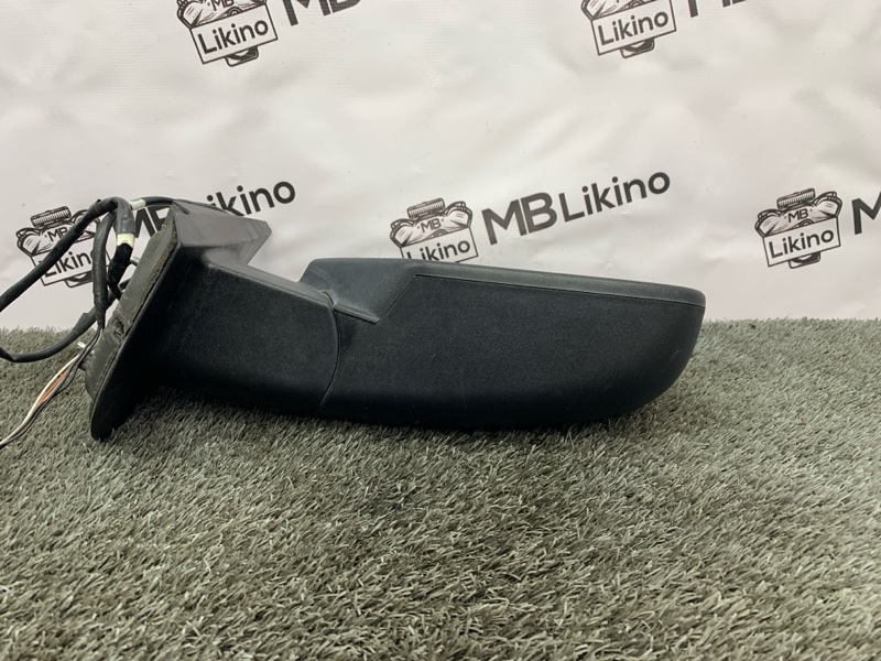 Зеркало заднего вида боковое правое Tahoe GMT900