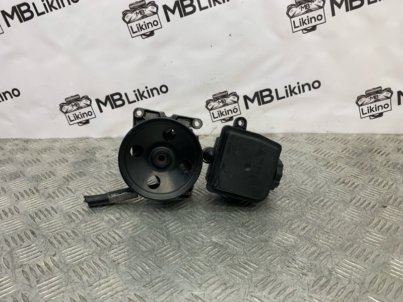 Насос гур Mercedes ML500 W164 m113 A0044667601 Б/У