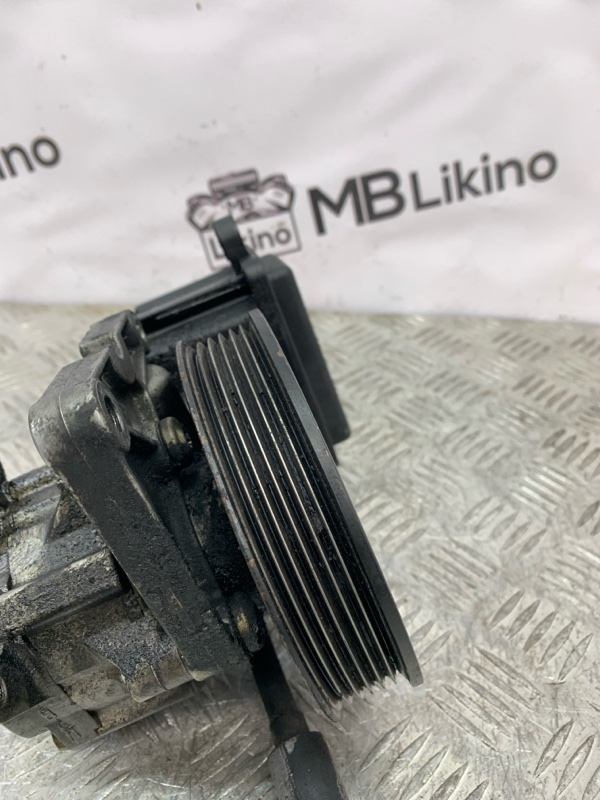 Насос гур ML500 W164 m113