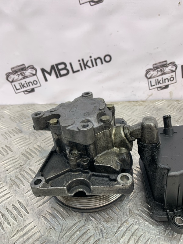 Насос гур ML500 W164 m113