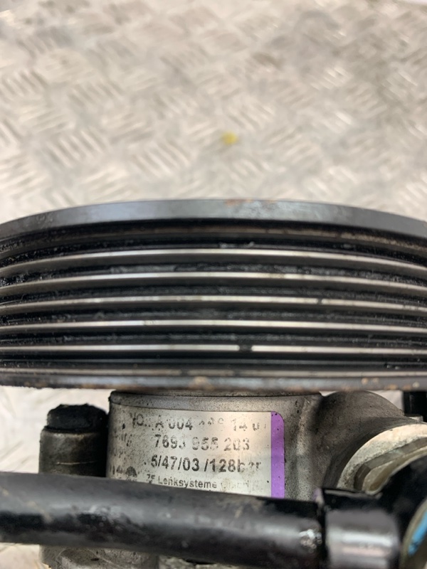 Насос гур ML500 W164 m113