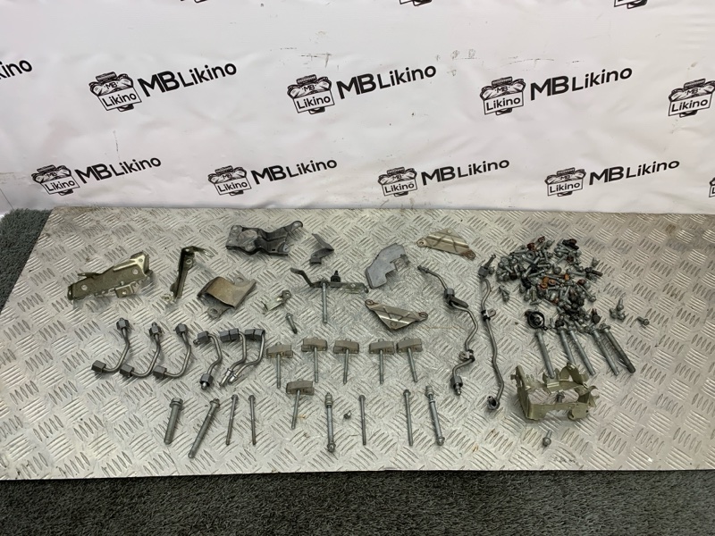 Комплект болтов Mercedes ML GL W166 X166 642.826 a642594 Б/У