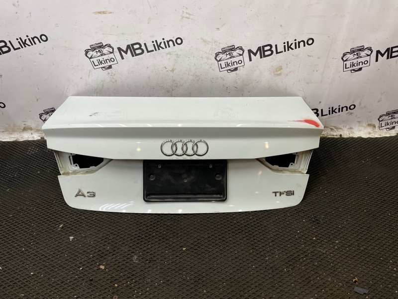 Крышка багажника Audi A3 8v Sedan 8V5827025F Б/У