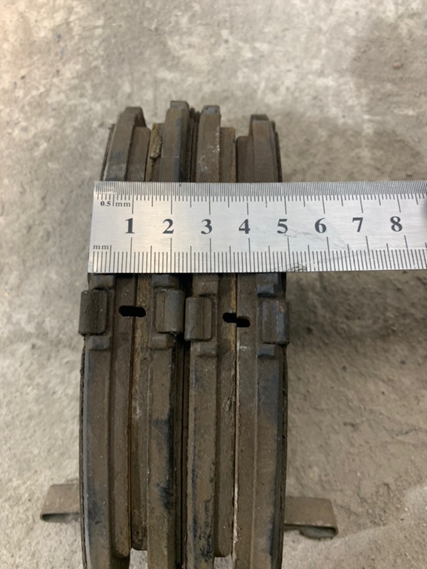 Колодки тормозные передние Stream 2003 RN1 D17A