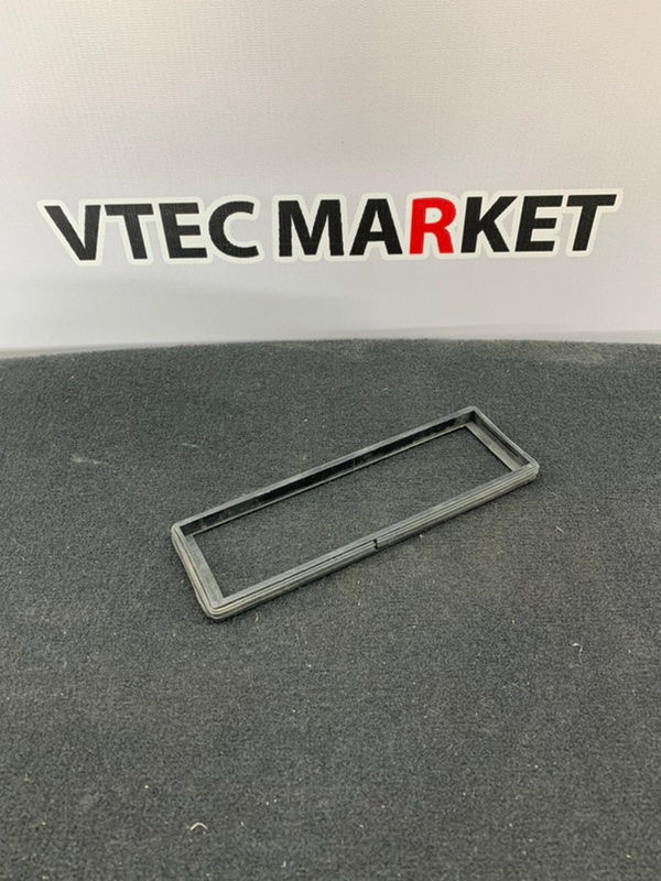 Запчасть рамка магнитолы Honda Accord CF3 контрактная Рамка магнитолы Honda Accord CF3 контрактная