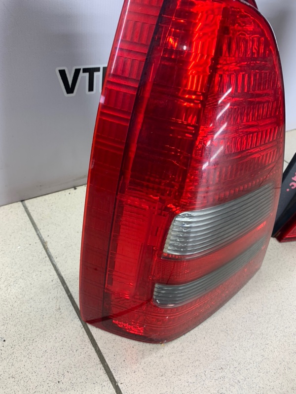 Стоп сигналы задний Forester sg5