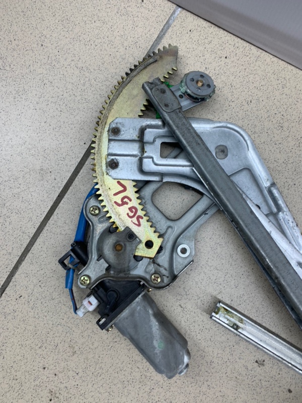 Стеклоподъемный механизм левый Forester SG5