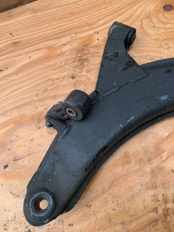 Рычаг подвески нижний задний SUBARU Forester SG5 контрактная