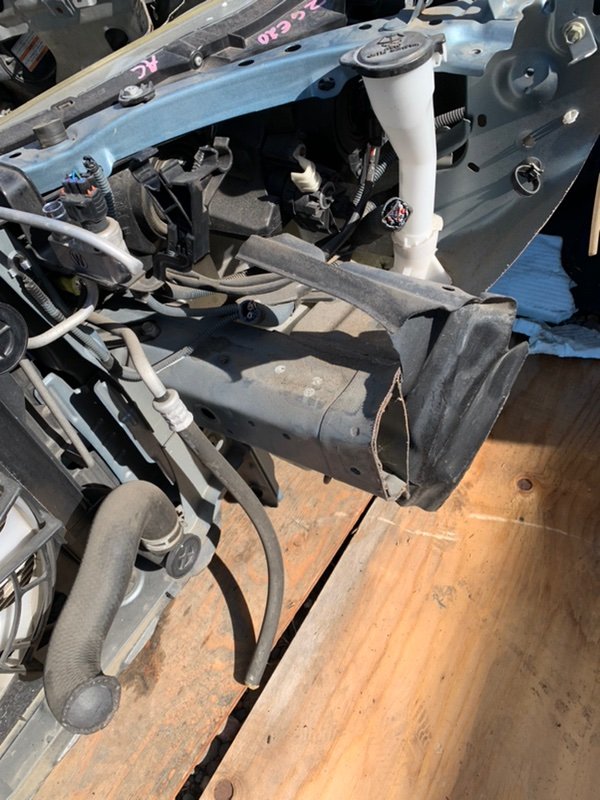 Nose cut Toyota Wish ZGE20
