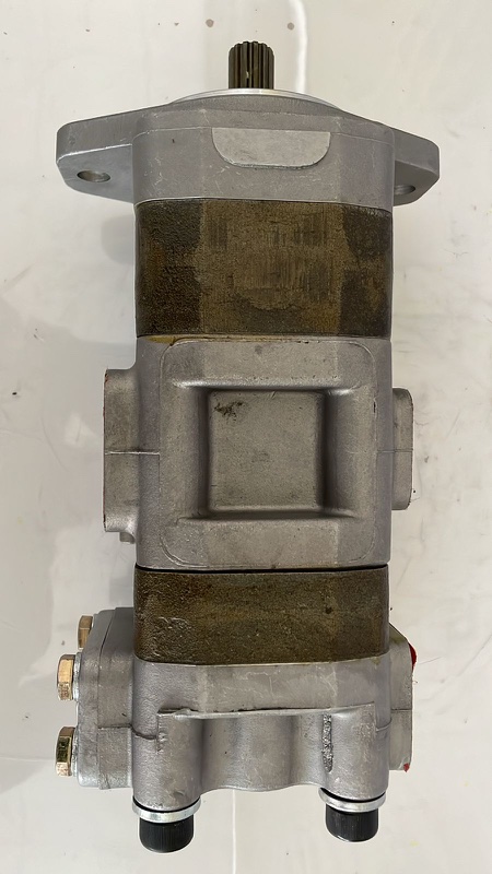 ГИДРАВЛИЧЕЧКИЙ НАСОС 23B-60-11102