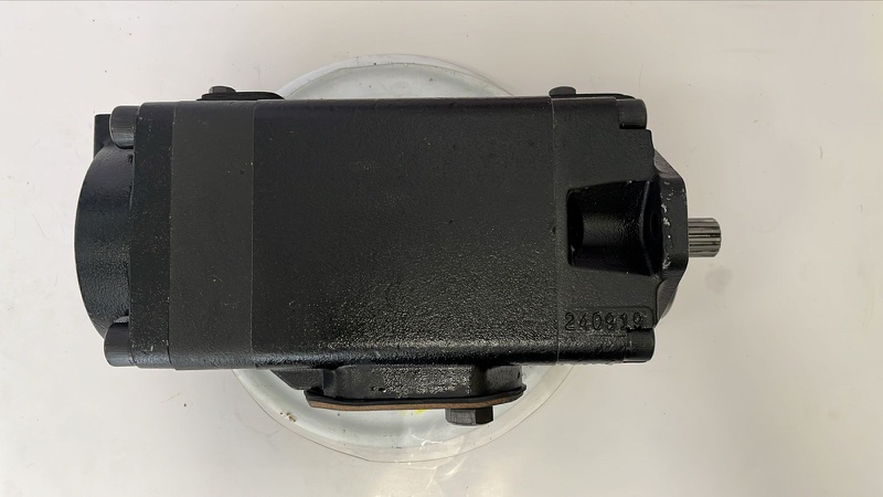 Гидравлический насос 05438085000